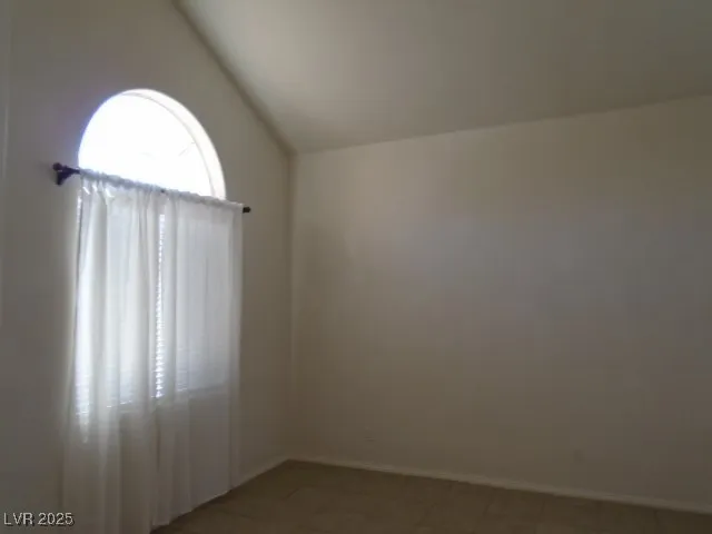 $2,530 | 2400 Indian Pony Court, Henderson, NV 89052