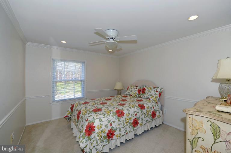 11011 Old Coach Road Potomac, MD 20854 - Photo 2 of 22 Bedroom