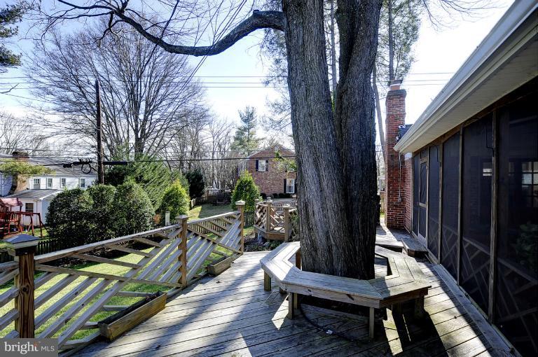 11011 Old Coach Road Potomac, MD 20854 - Photo 19 of 22 Tiered Deck