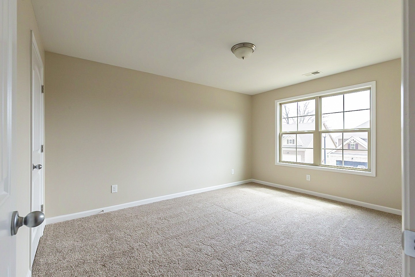 3005 Alan Drive Spring Hill, TN 37174 - Photo 19 of 31 an empty room with a empty space and windows