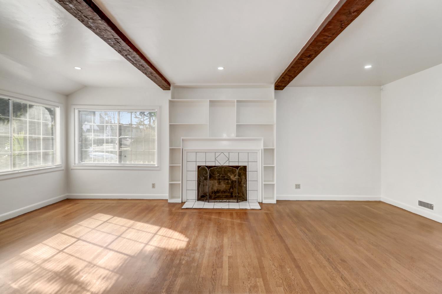 2763 Coleman Way Sacramento, CA 95818 - Photo 17 of 64