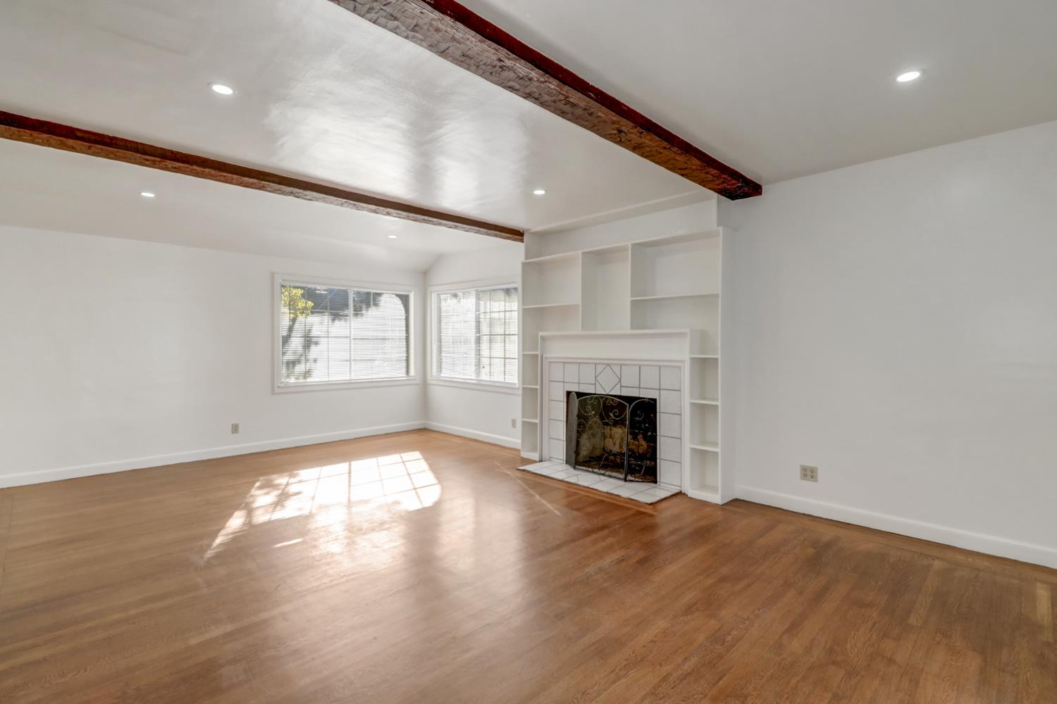 2763 Coleman Way Sacramento, CA 95818 - Photo 18 of 64