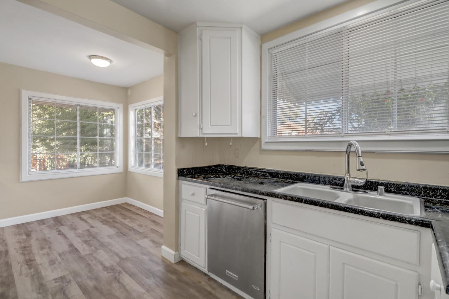 2763 Coleman Way Sacramento, CA 95818 - Photo 24 of 64