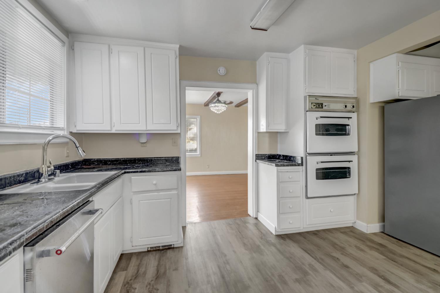 2763 Coleman Way Sacramento, CA 95818 - Photo 25 of 64