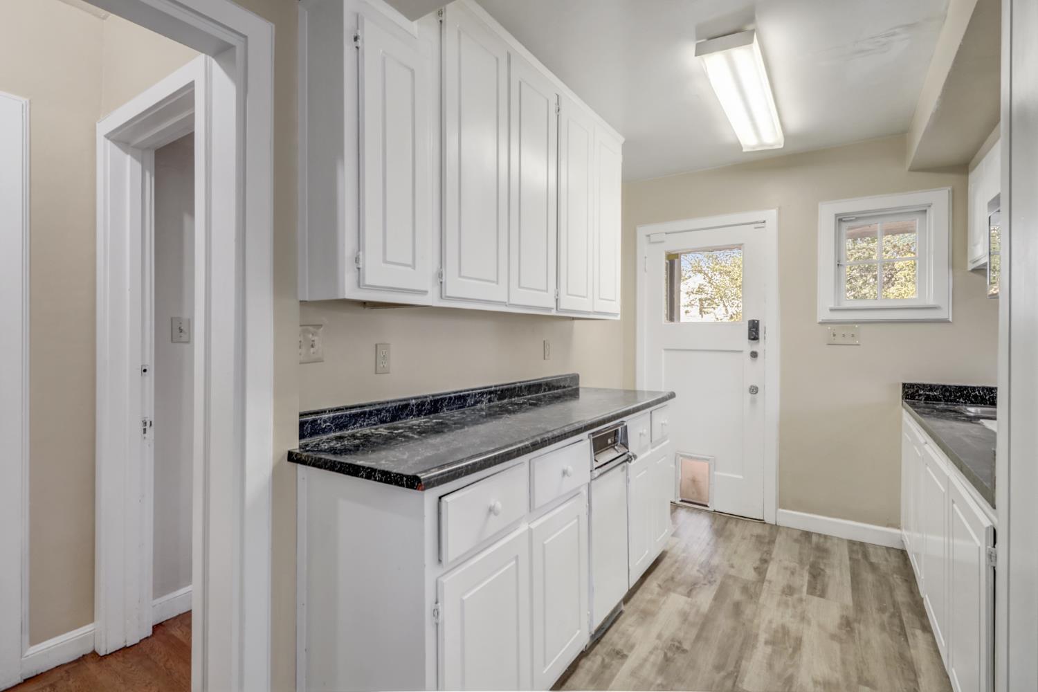 2763 Coleman Way Sacramento, CA 95818 - Photo 30 of 64