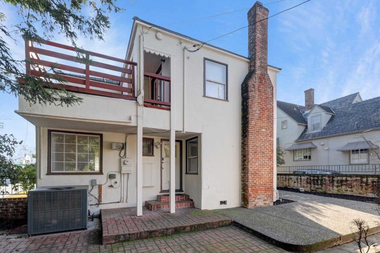 2763 Coleman Way Sacramento, CA 95818 - Photo 4 of 64