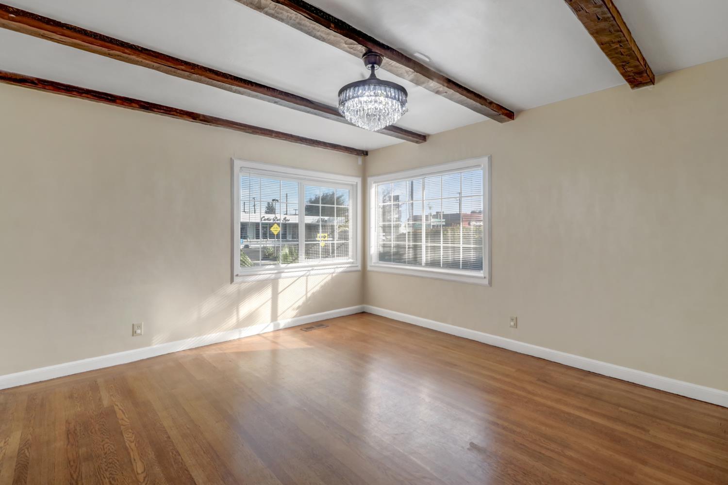 2763 Coleman Way Sacramento, CA 95818 - Photo 8 of 64