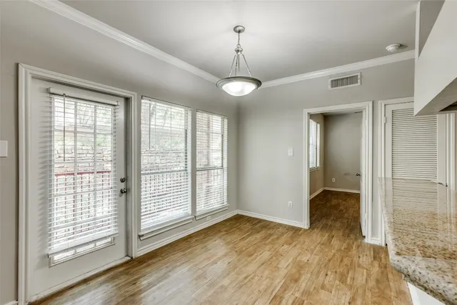a view of livingroom with hardwood floor and ceiling fan
