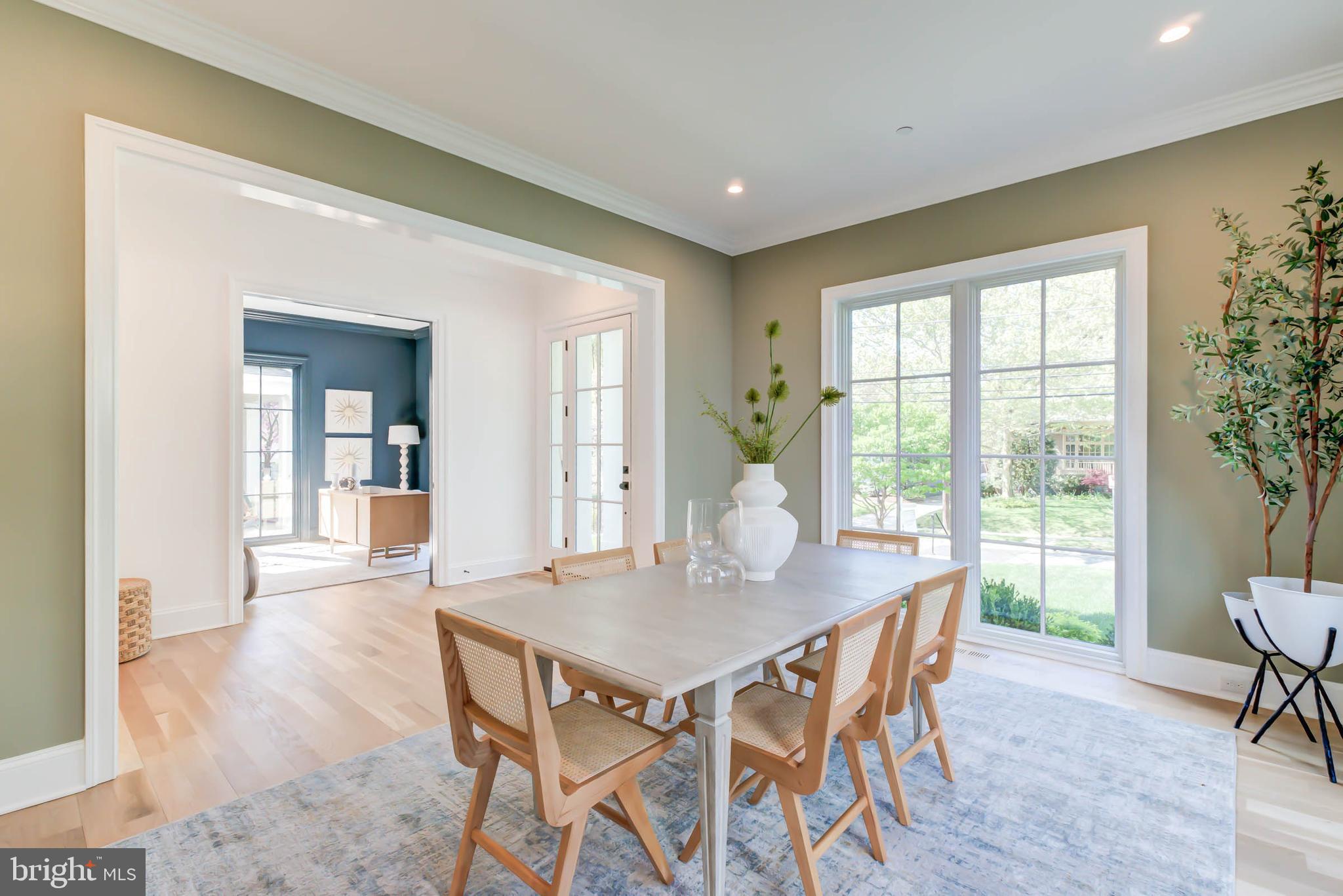 4422 Walsh Street Chevy Chase, MD 20815 - Photo 9 of 80