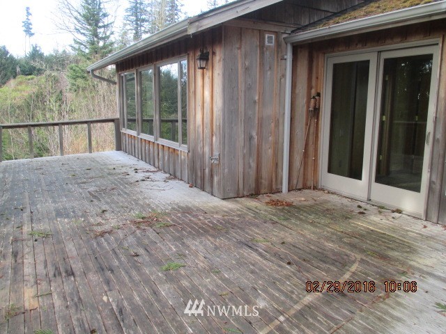 3070 Oak Bay Road Port Hadlock, WA 98339 - Photo 4 of 25 Gallery Image 4