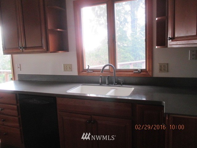 3070 Oak Bay Road Port Hadlock, WA 98339 - Photo 5 of 25 Gallery Image 5