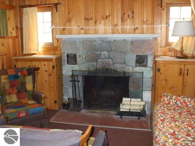 2351 Silverwood Road Lupton, MI 48635 - Photo 5 of 7 1750585-4.JPG