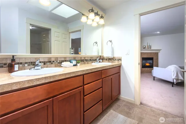 $1,275,000 | 603 194th Place Southeast, Bothell, WA 98012