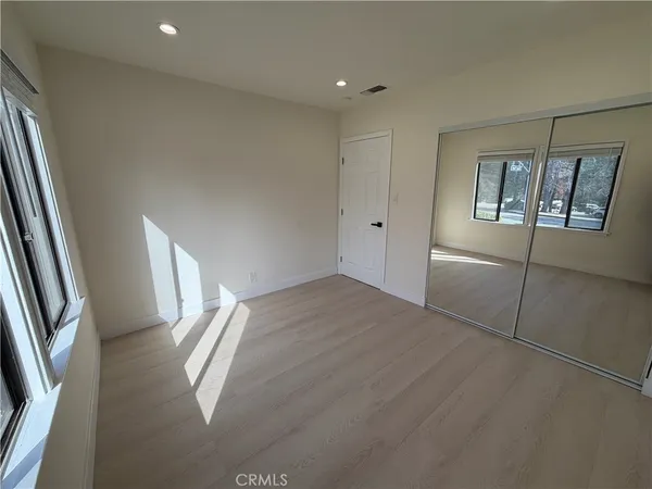 $3,850 | 3357 Honolulu Avenue, La Crescenta, CA 91214