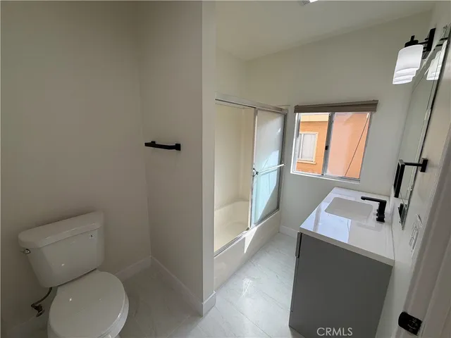 $4,300 | 3357 Honolulu Avenue, La Crescenta, CA 91214