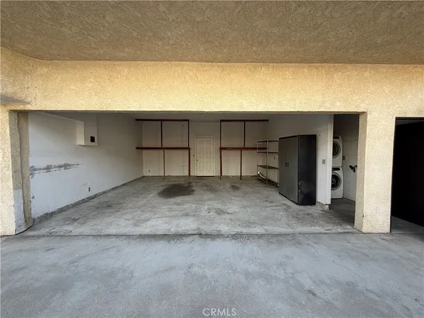 $3,850 | 3357 Honolulu Avenue, La Crescenta, CA 91214