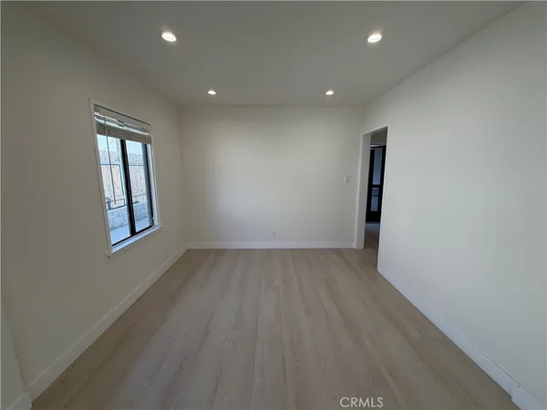 $3,850 | 3357 Honolulu Avenue, La Crescenta, CA 91214