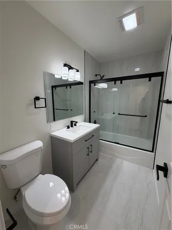 $3,850 | 3357 Honolulu Avenue, La Crescenta, CA 91214