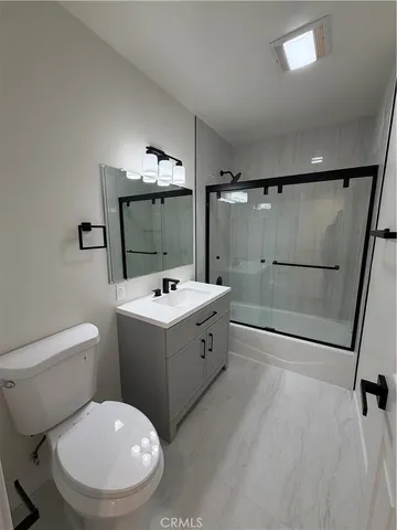 $4,300 | 3357 Honolulu Avenue, La Crescenta, CA 91214