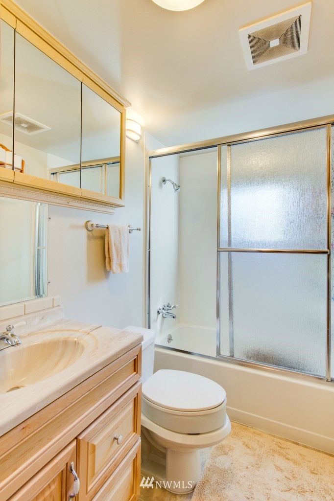 7833 200th Street Southwest Edmonds, WA 98026 - Photo 16 of 25 Gallery Image 16