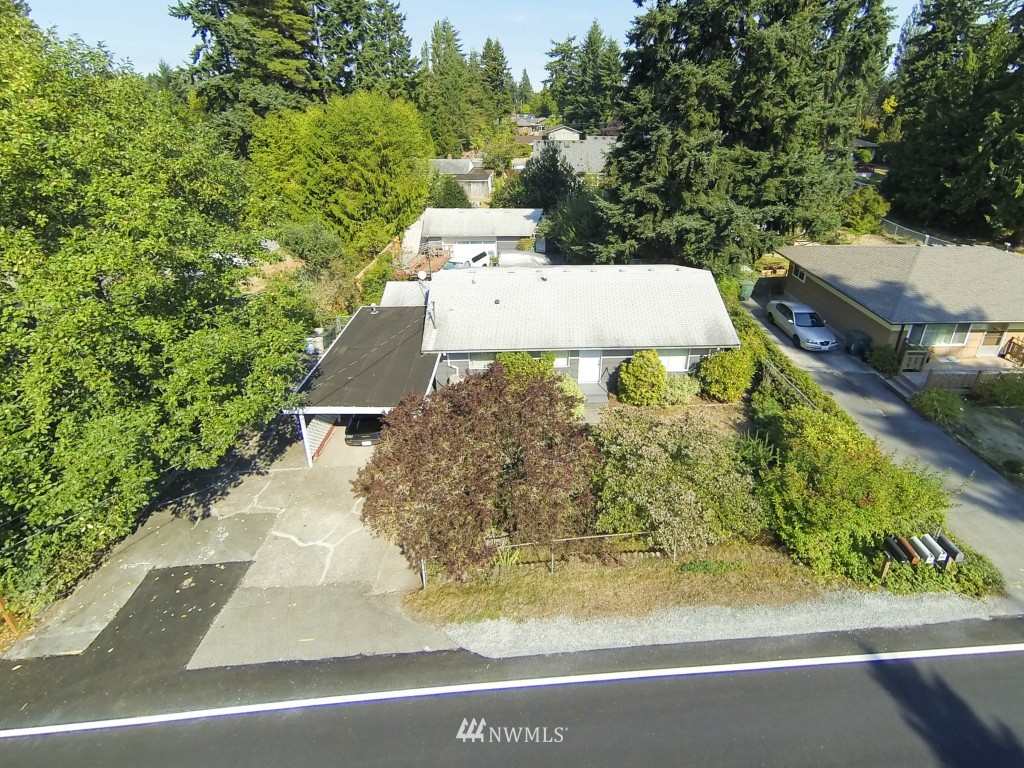 7833 200th Street Southwest Edmonds, WA 98026 - Photo 4 of 25 Gallery Image 4