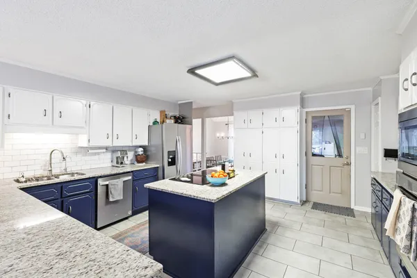 $650,000 | 4002 Burning Tree Lane, Augusta, GA 30906