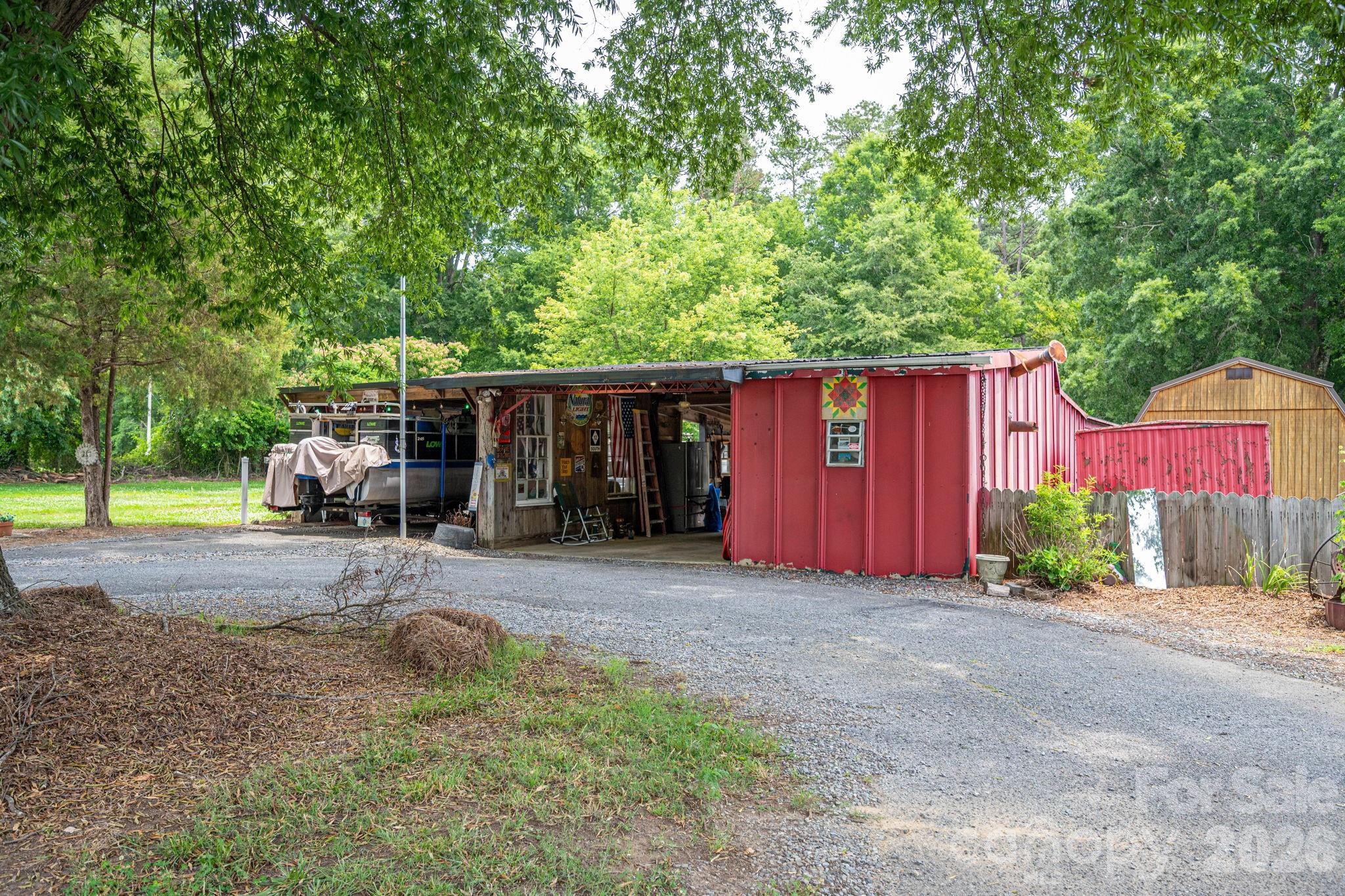 403 West Old Post Road Cherryville, NC 28021 - Photo 32 of 38