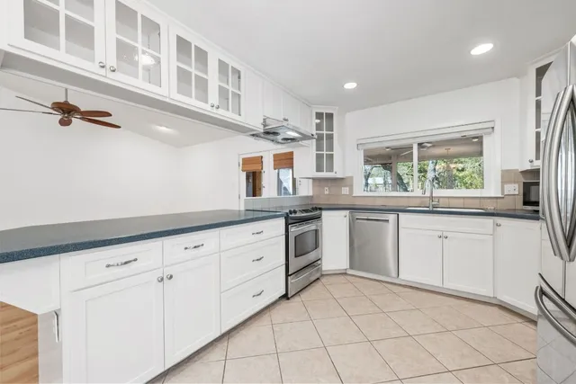 $2,600 | 11904 Highland Oaks Trail, Austin, TX 78759