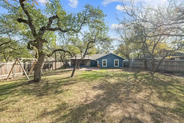 $2,600 | 11904 Highland Oaks Trail, Austin, TX 78759