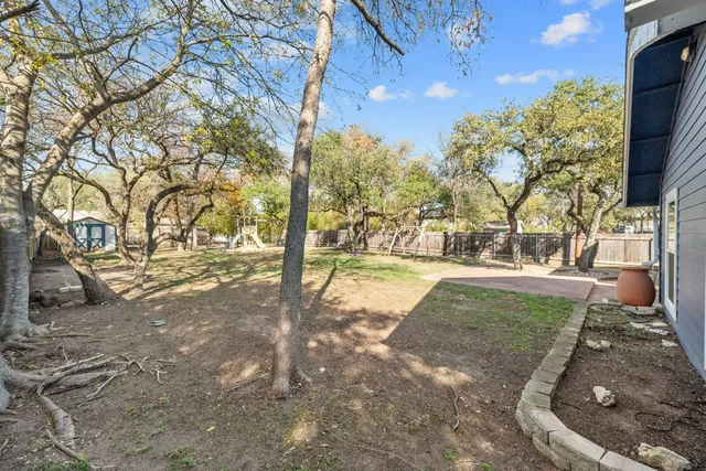 $2,600 | 11904 Highland Oaks Trail, Austin, TX 78759