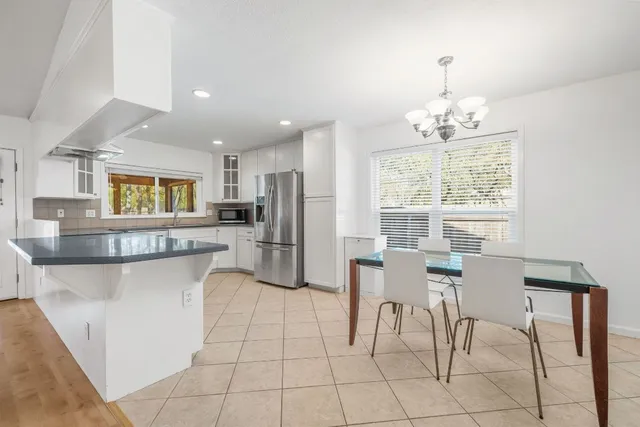 $2,600 | 11904 Highland Oaks Trail, Austin, TX 78759