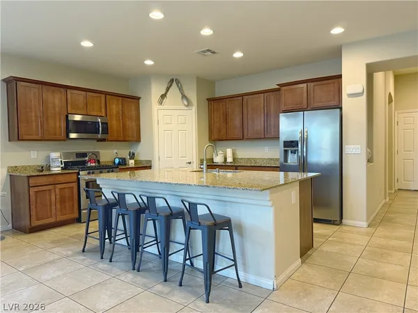 $2,550 | 3548 East Tompkins Avenue, Las Vegas, NV 89121
