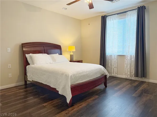 $2,550 | 3548 East Tompkins Avenue, Las Vegas, NV 89121