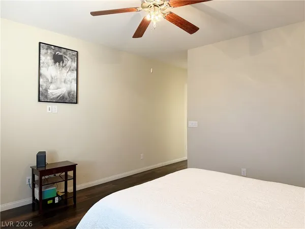 $2,550 | 3548 East Tompkins Avenue, Las Vegas, NV 89121