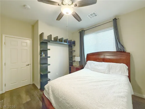 $2,550 | 3548 East Tompkins Avenue, Las Vegas, NV 89121