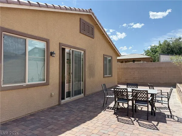 $2,550 | 3548 East Tompkins Avenue, Las Vegas, NV 89121