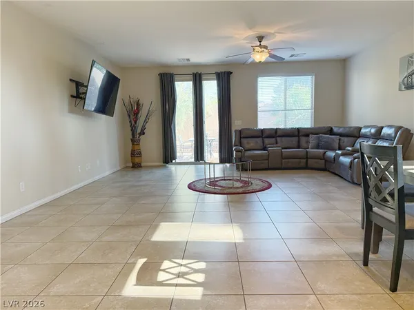 $2,550 | 3548 East Tompkins Avenue, Las Vegas, NV 89121