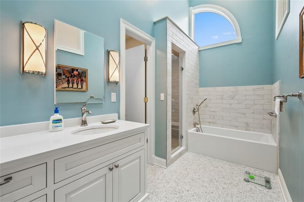 200 Schenley Road Pittsburgh, PA 15217 - Photo 16 of 25 Gallery Image 16