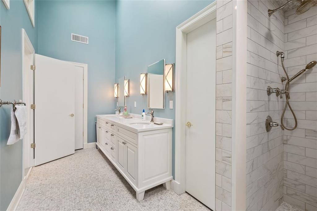 200 Schenley Road Pittsburgh, PA 15217 - Photo 17 of 25 Gallery Image 17
