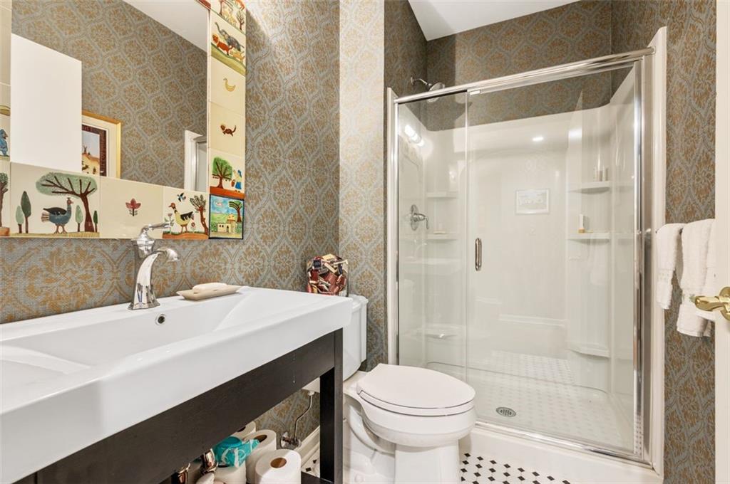 200 Schenley Road Pittsburgh, PA 15217 - Photo 21 of 25 Gallery Image 21