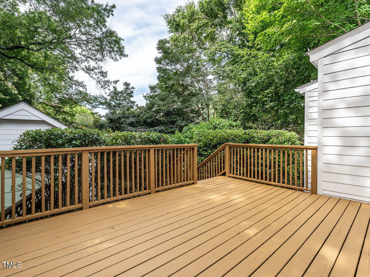 116 Georgetown Road Raleigh, NC 27608 - Photo 16 of 17 023-1280x960-deck