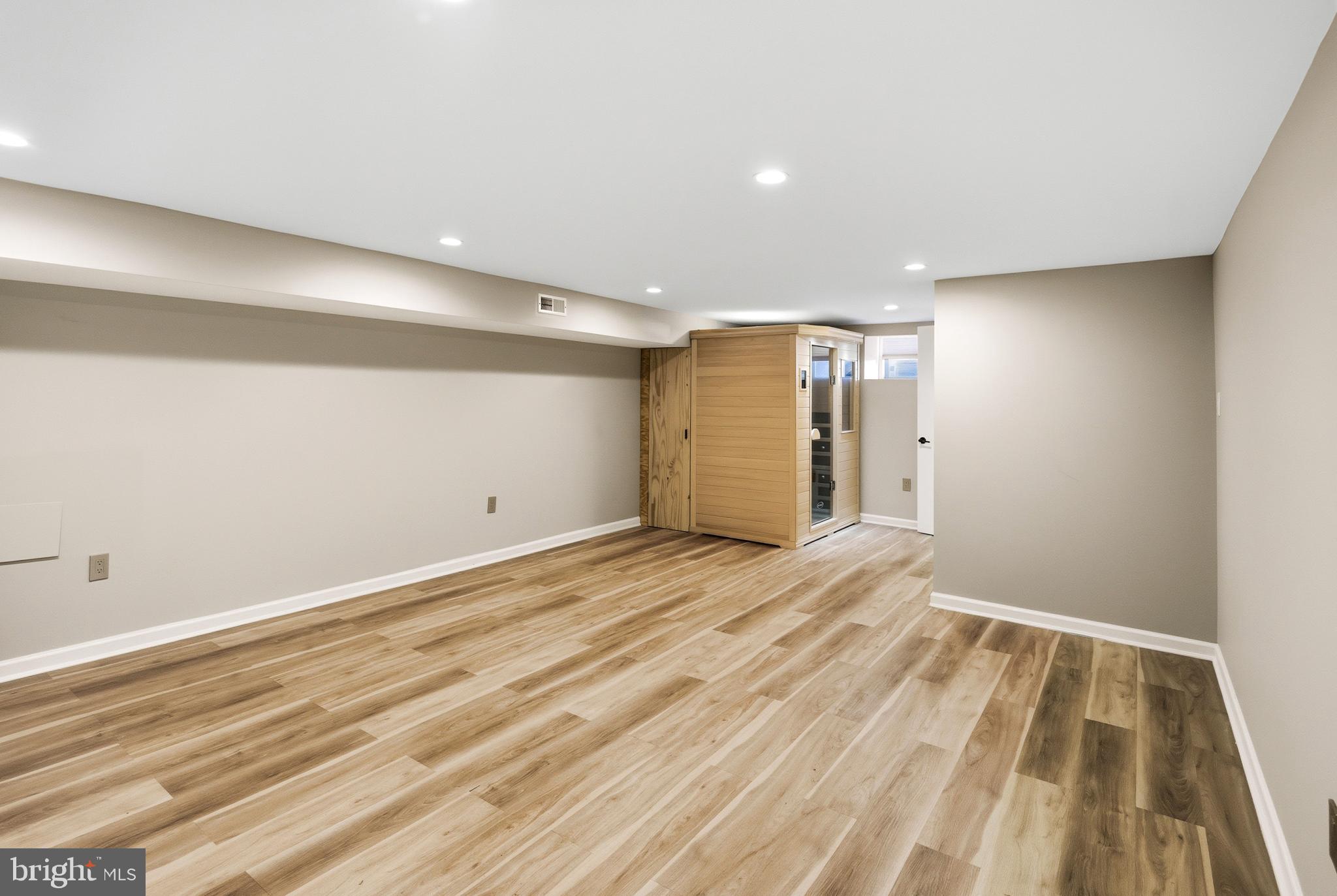 552 North 18th Street Philadelphia, PA 19130 - Photo 49 of 51 a view of an empty room