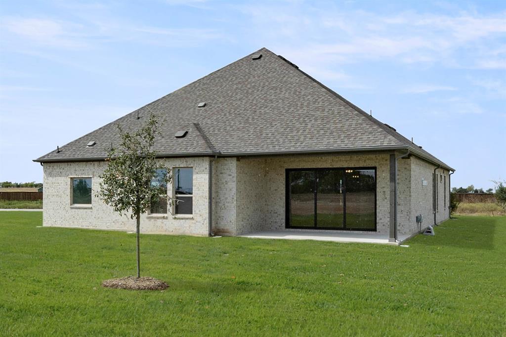 124 Evanston Court Rhome, TX 76078 - Photo 26 of 28 124 Evanston-Patio-1