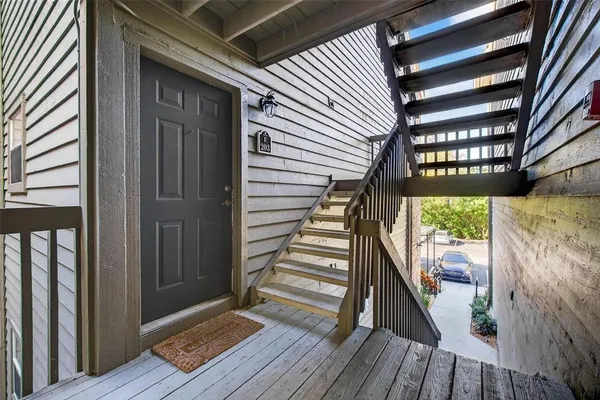 $174,999 | 2500 Winding Creek Boulevard, Unit E203, Clearwater, FL 33761