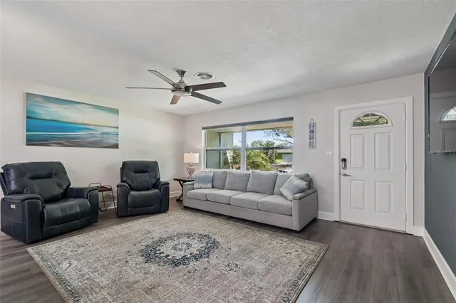 $615,000 | 1450 San Roy Drive, Dunedin, FL 34698