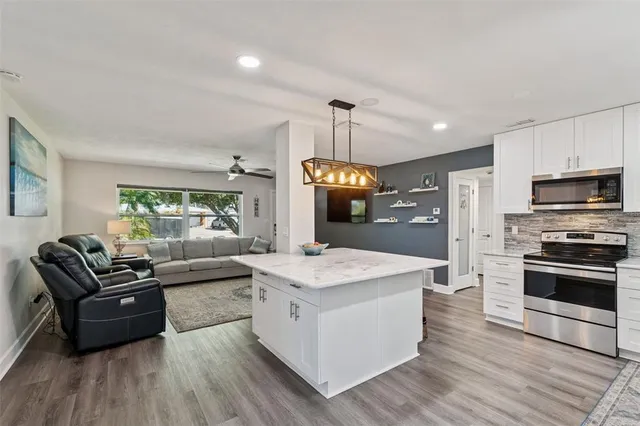 $615,000 | 1450 San Roy Drive, Dunedin, FL 34698