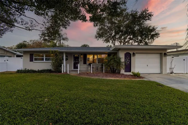 $615,000 | 1450 San Roy Drive, Dunedin, FL 34698