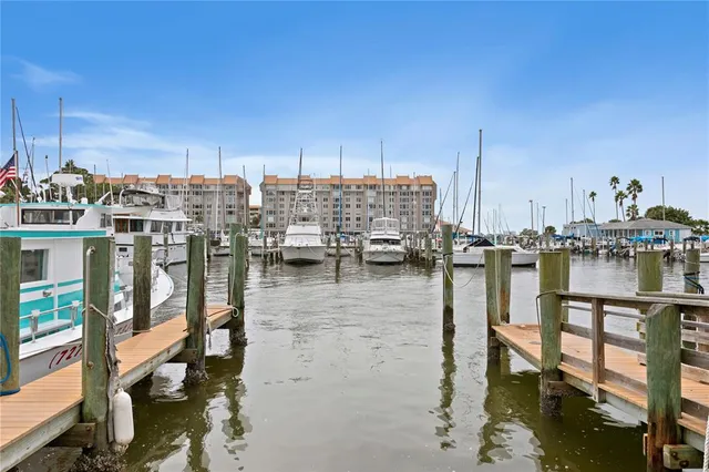 $615,000 | 1450 San Roy Drive, Dunedin, FL 34698