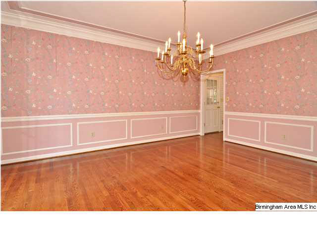 2541 Dolly Ridge Road Vestavia Hills, AL 35243 - Photo 5 of 32