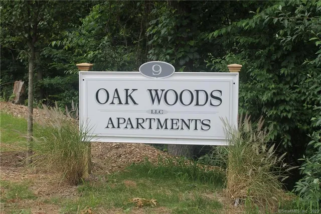 $2,650 | 9 Goodhill Road, Unit 103, Bethel, CT 06801